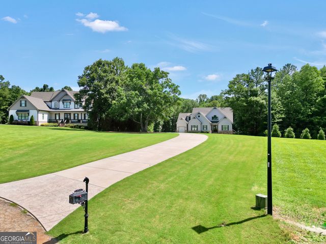 110 Whirlaway Court, Forsyth, GA 31029