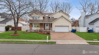 8 Danny Court, North Brunswick, NJ 08902