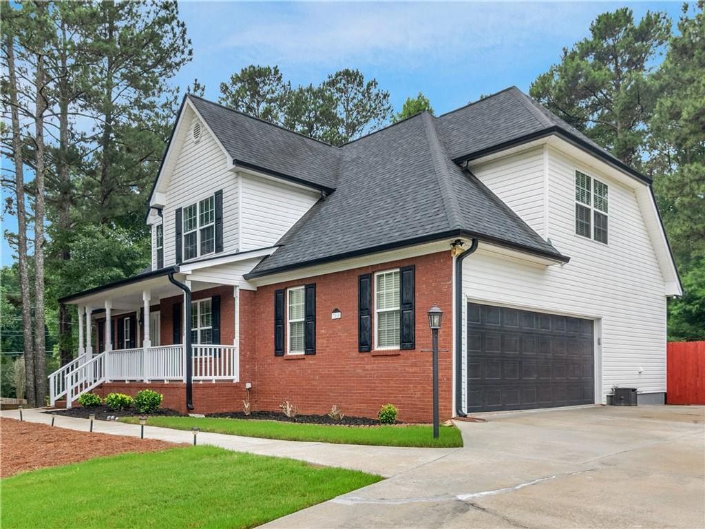 3504 Pebble Brook Lane, Stockbridge, GA 30281