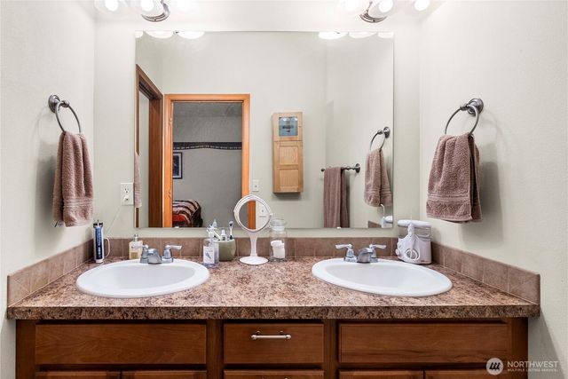 5129 66th Avenue SE, Lacey, WA 98513