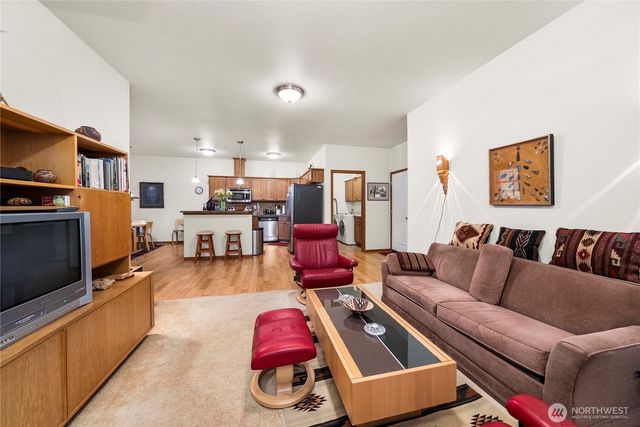 5129 66th Avenue SE, Lacey, WA 98513