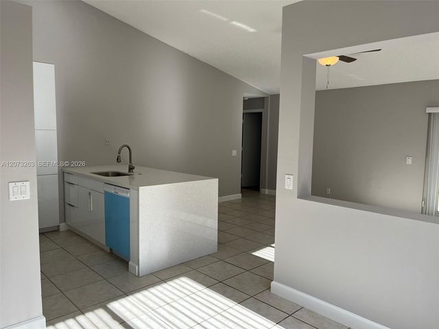 1542 Presidio Drive 1542, Weston, FL 33327