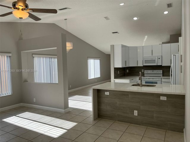 1542 Presidio Drive 1542, Weston, FL 33327