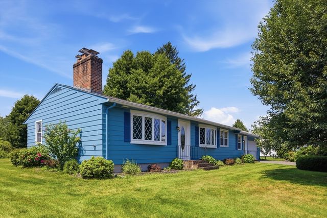 159 Mountainview Rd, East Longmeadow, MA 01020