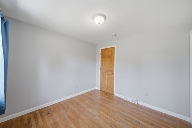 159 Mountainview Rd, East Longmeadow, MA 01020
