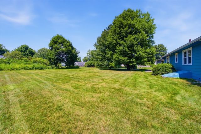 159 Mountainview Rd, East Longmeadow, MA 01020