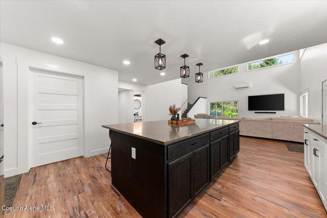 4595 W Kidd Island Rd, Coeur D'alene, ID 83814