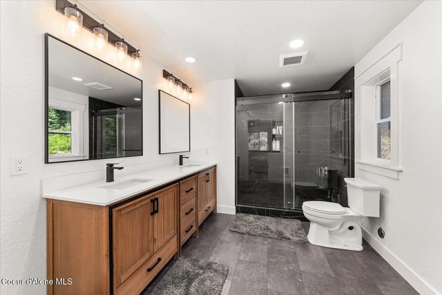 4595 W Kidd Island Rd, Coeur D'alene, ID 83814