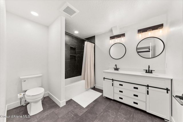 4595 W Kidd Island Rd, Coeur D'alene, ID 83814