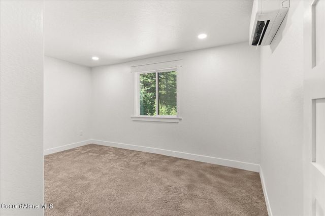 4595 W Kidd Island Rd, Coeur D'alene, ID 83814