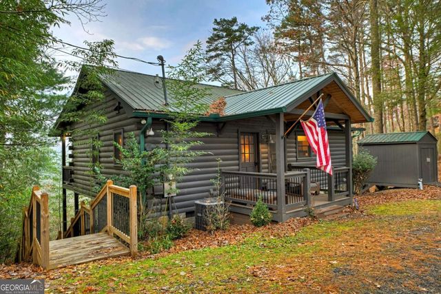 89 N Whitepath Circle, Ellijay, GA 30540