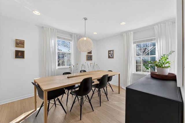 2902 W 71st Terrace, Prairie Village, KS 66208