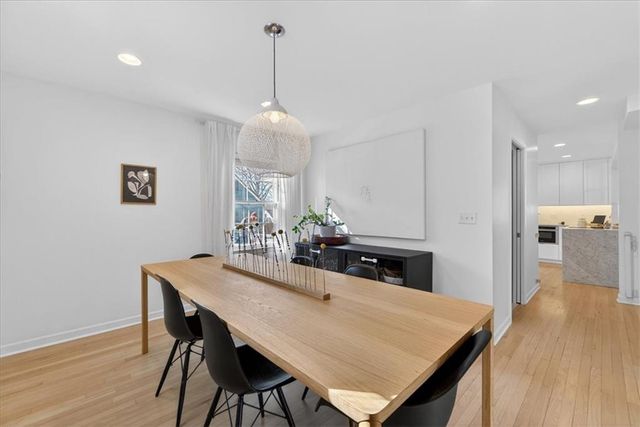 2902 W 71st Terrace, Prairie Village, KS 66208