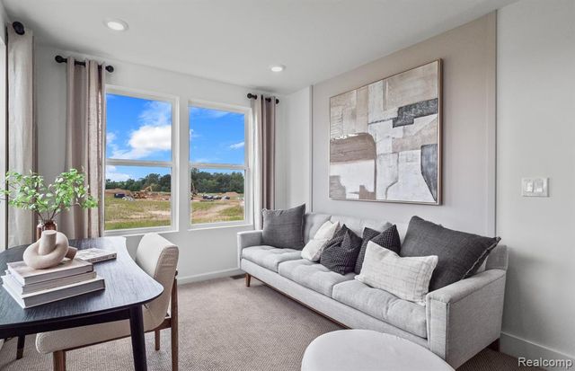 5652 Corgi Drive, Ann Arbor, MI 48108