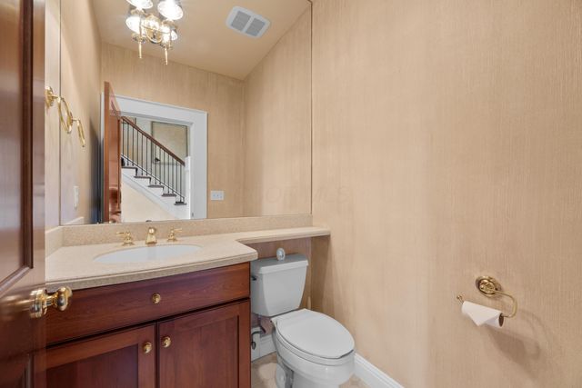 5386 Club Drive, Westerville, OH 43082