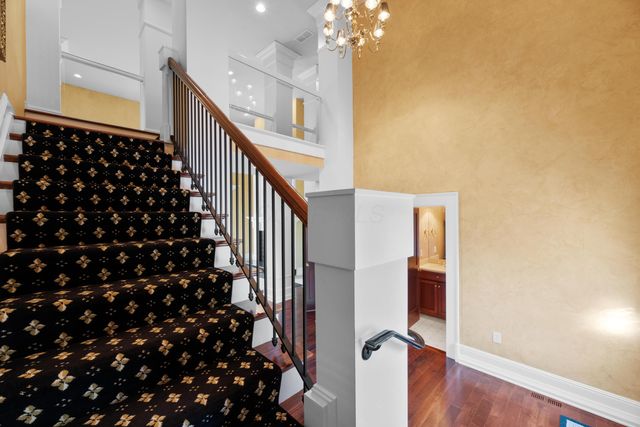 5386 Club Drive, Westerville, OH 43082