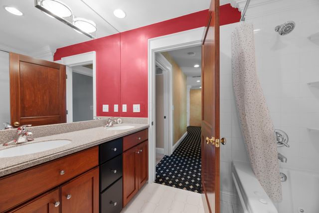 5386 Club Drive, Westerville, OH 43082