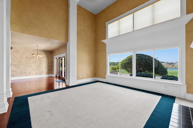 5386 Club Drive, Westerville, OH 43082