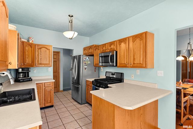 131 TEEL Lane, Washington, IL 61571