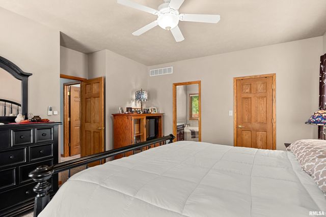 131 TEEL Lane, Washington, IL 61571