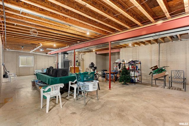 131 TEEL Lane, Washington, IL 61571