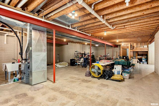 131 TEEL Lane, Washington, IL 61571