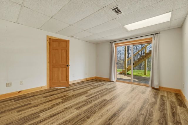 75 Valley Drive, Huntington, WV 25704