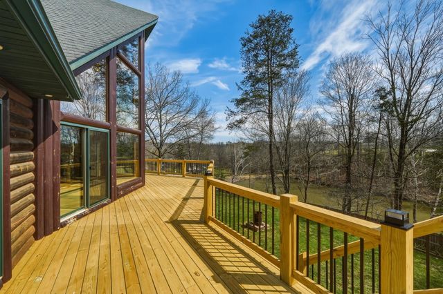 75 Valley Drive, Huntington, WV 25704