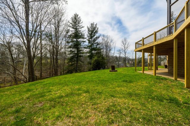 75 Valley Drive, Huntington, WV 25704