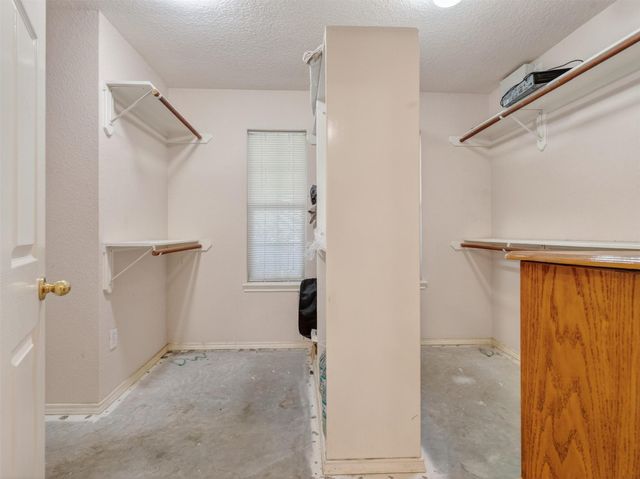 5036 Singletary Road, Alvin, TX 77511