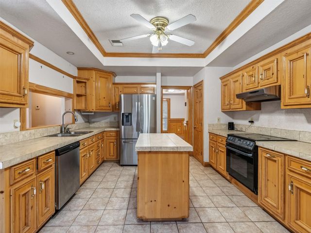 5036 Singletary Road, Alvin, TX 77511