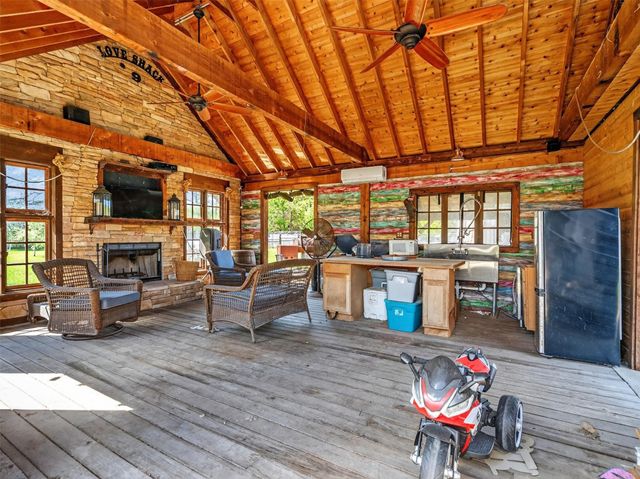 5036 Singletary Road, Alvin, TX 77511