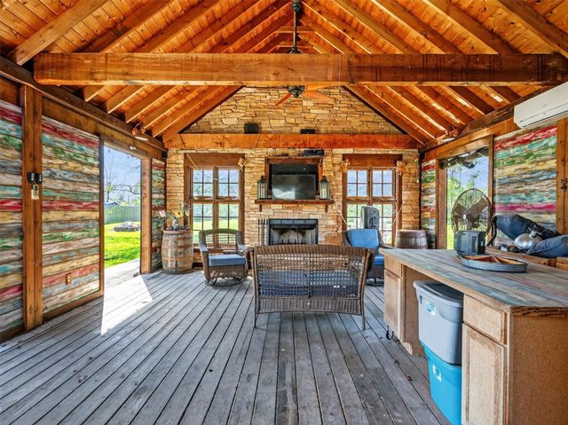 5036 Singletary Road, Alvin, TX 77511