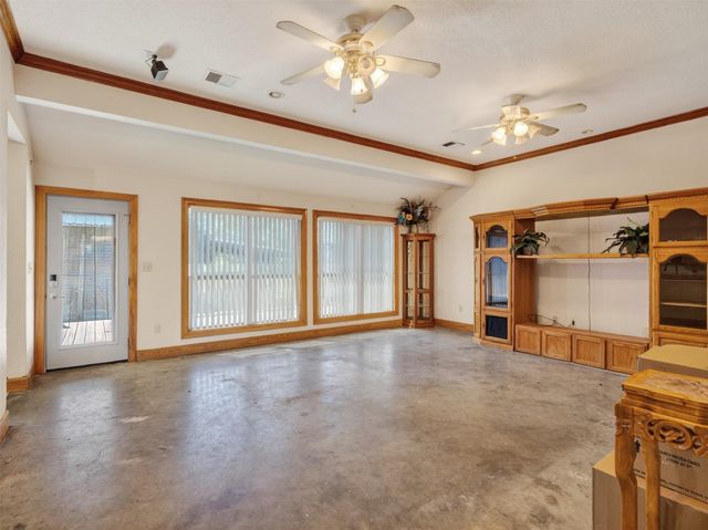 5036 Singletary Road, Alvin, TX 77511