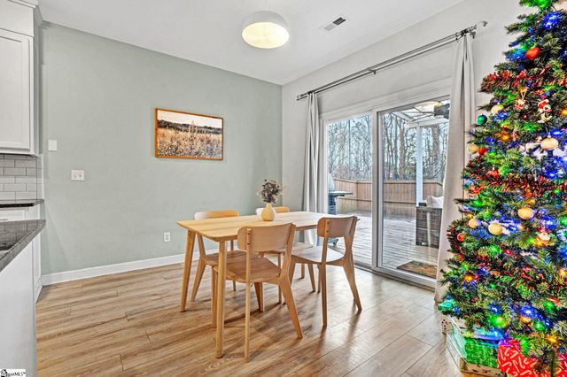 124 Garfield Lane, Simpsonville, SC 29681