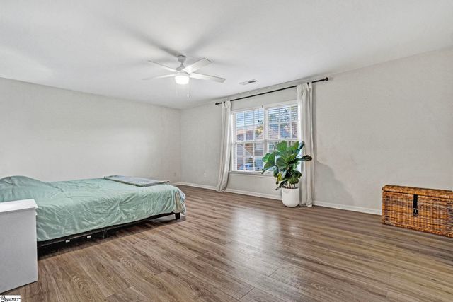 124 Garfield Lane, Simpsonville, SC 29681