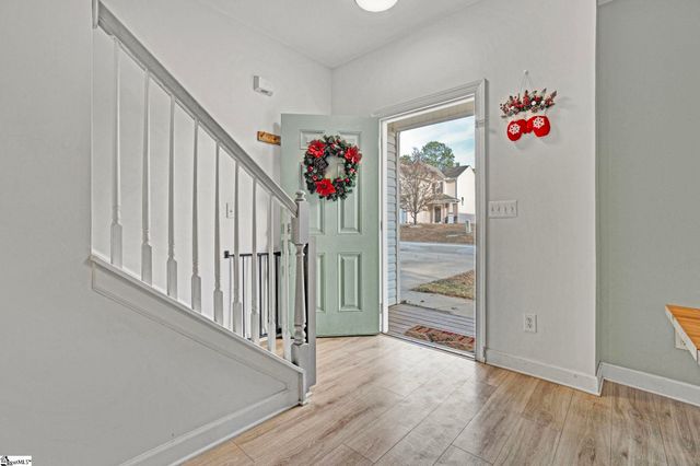 124 Garfield Lane, Simpsonville, SC 29681