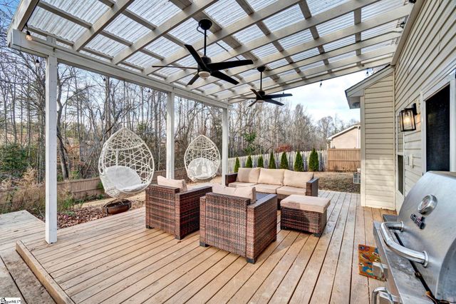 124 Garfield Lane, Simpsonville, SC 29681