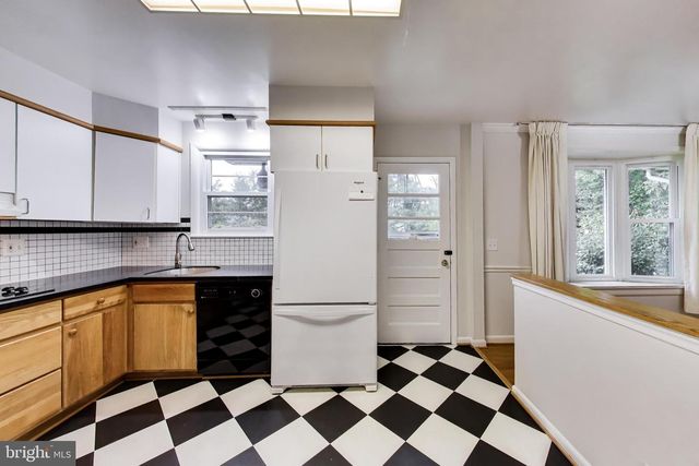 3510 MARLBROUGH WAY, College Park, MD 20740