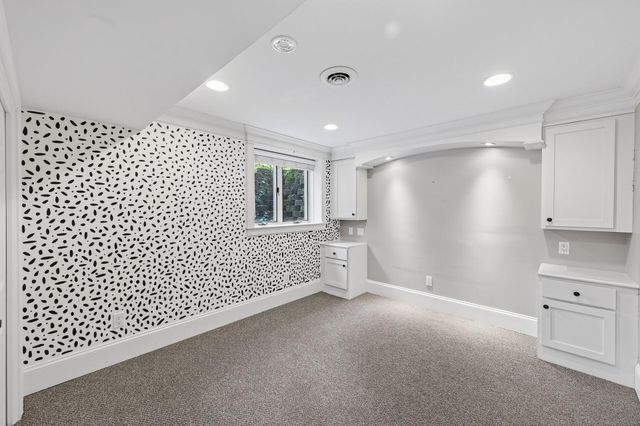 5076 Woodgate Court, Minnetonka, MN 55345
