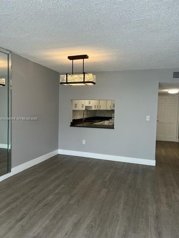 10000 NW 80th Court 2312, Hialeah Gardens, FL 33016