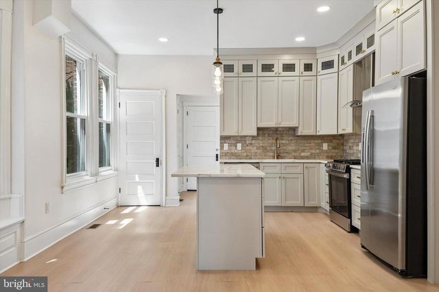 451 E WALNUT LN, Philadelphia, PA 19144