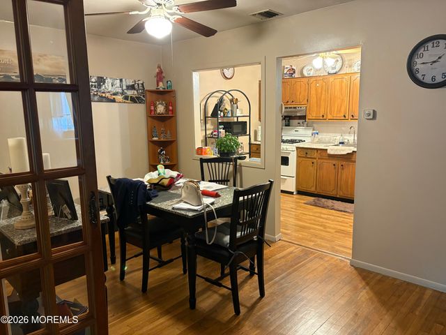 1 A Falcon Street A, Manchester, NJ 08759