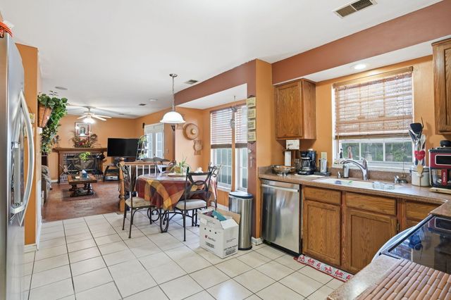 8475 Scotts Mill Drive, Charleston, SC 29420