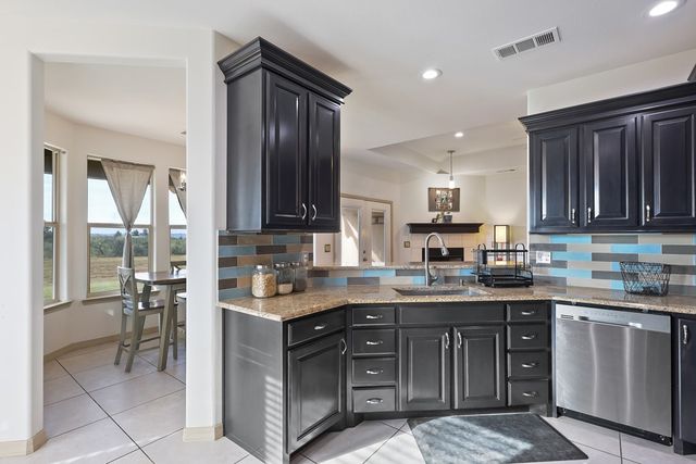 119 Haystack Mountain Dr, Alpine, TX 79830