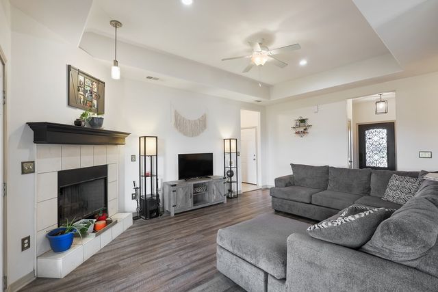 119 Haystack Mountain Dr, Alpine, TX 79830