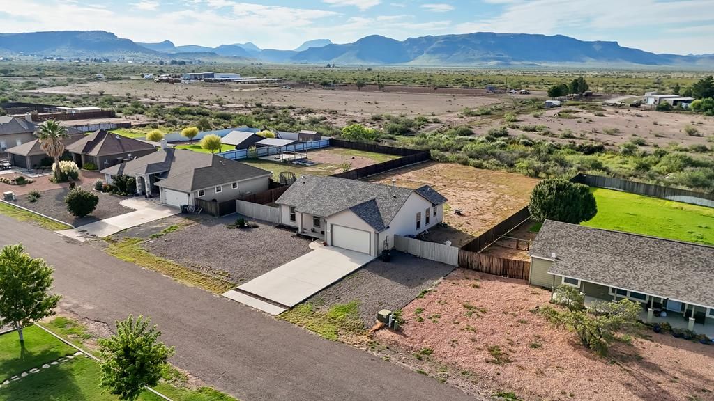 119 Haystack Mountain Dr, Alpine, TX 79830