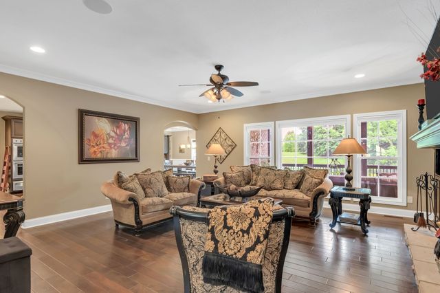 120 Miramare Way, Adams, TN 37010