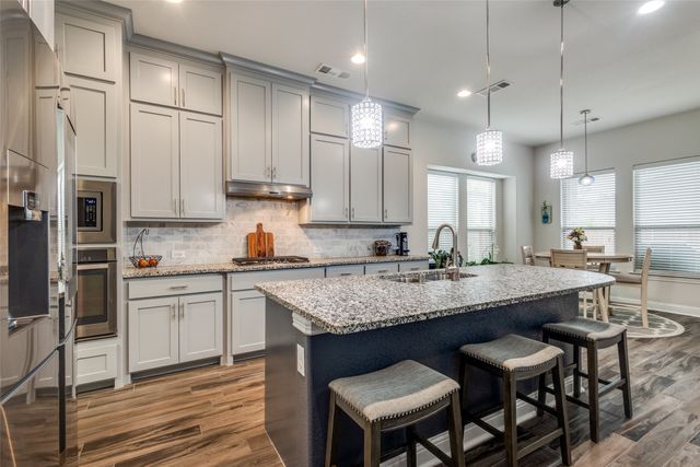 6371 Whiskerbrush Road, Flower Mound, TX 76226