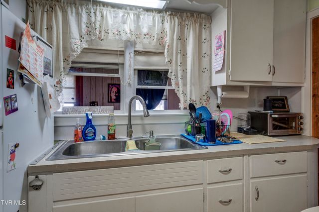 435 Roan Street, Kingsport, TN 37665